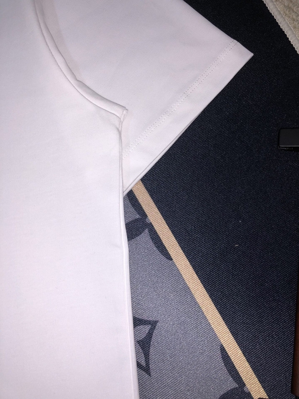 ブランドTシャツ素材ディテール